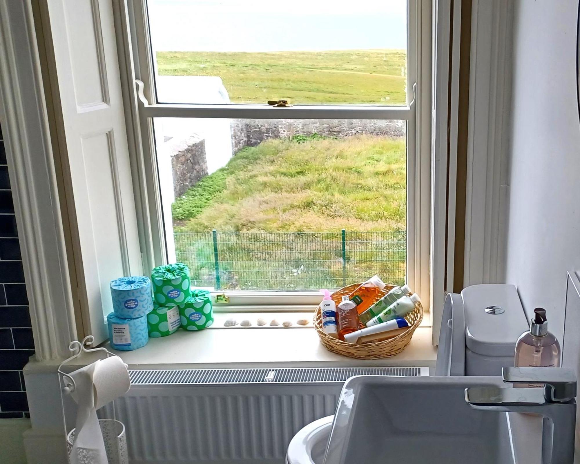 Loop Head Lighthouse Attendant'S Cottage Kilbaha Экстерьер фото